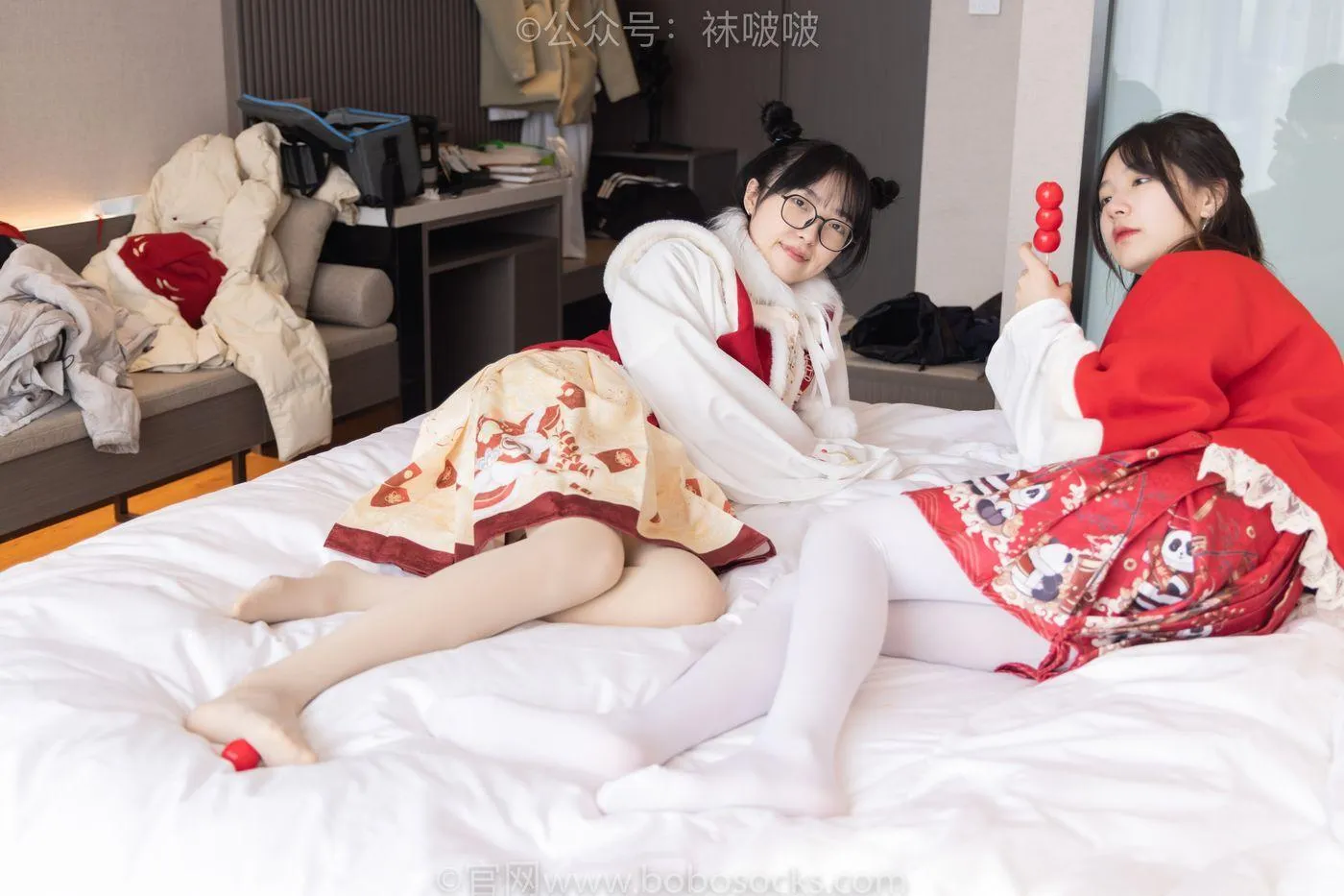 [BoBoSocks袜啵啵]NO.054 小甜豆与稚予-给大家拜年啦 [139P]插图3